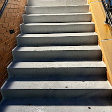 Professional-Commercial-Stairwell-Cleaning-in-Damascus-MD 4